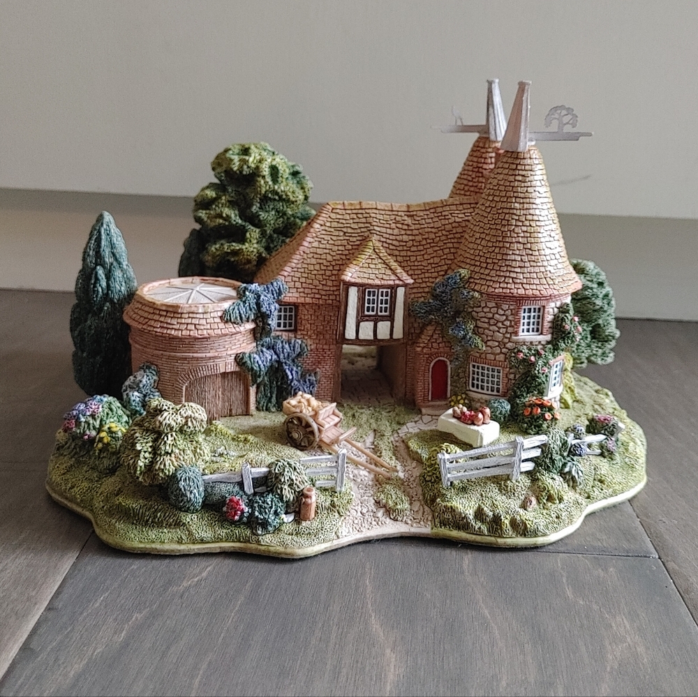 Harvest Home Lilliput Lane 1997